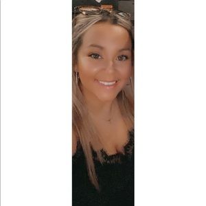 Meet your Posher, Brittani